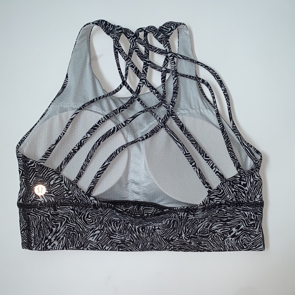 LULULEMON FREE TO BE HIGH NECK LONG LINE SPORTS BRA - SIZE 8 - Picture 2 of 4